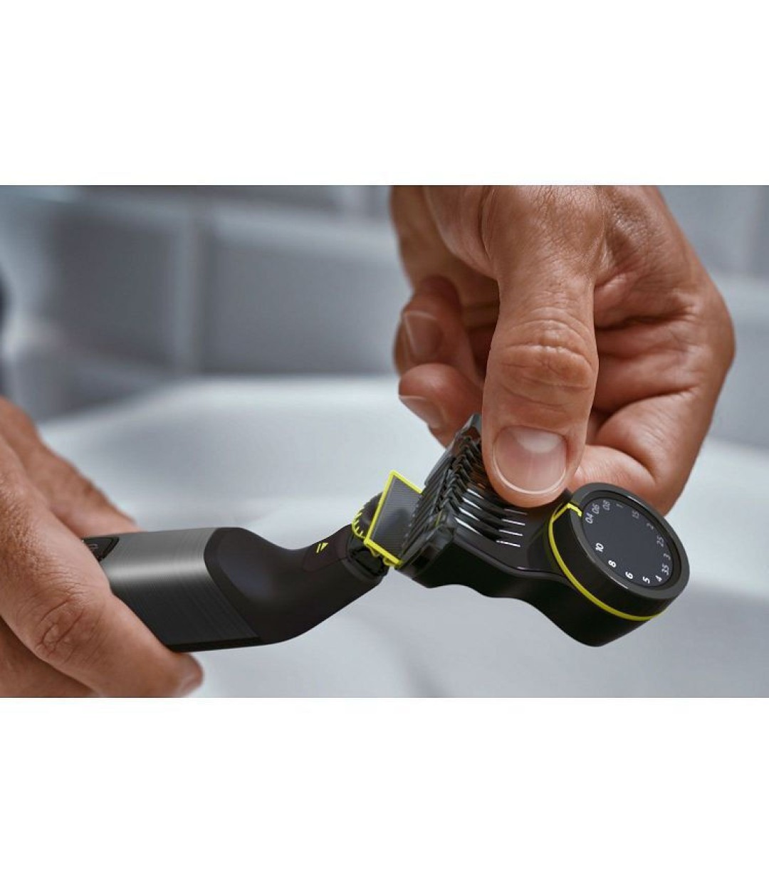 Philips OneBlade Pro 360 QP6552/15 Ξυριστική Μηχανή Προσώπου / Σώματος Επαναφορτιζόμενη Philips OneBlade Pro 360 QP6552/15 Ξυριστική Μηχανή Προσώπου / Σώματος Επαναφορτιζόμενη