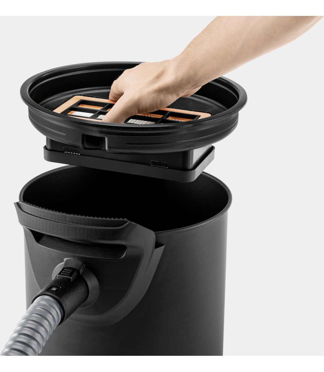 Karcher Ash Vacuum AD 2 Σκούπα Στάχτης 600W με Κάδο 14lt Karcher Ash Vacuum AD 2 Σκούπα Στάχτης 600W με Κάδο 14lt