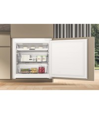 Whirlpool WH SP70 T122 Εντοιχιζόμενος Ψυγειοκαταψύκτης 394lt Total NoFrost Υ193.5xΠ69xΒ55.1εκ. Λευκός