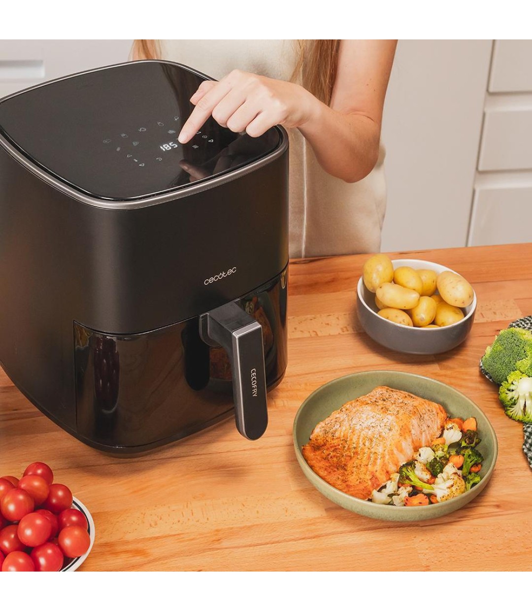  Cecotec Cecofry Fantastik 5500 Air Fryer 5.5lt Μαύρο 03297