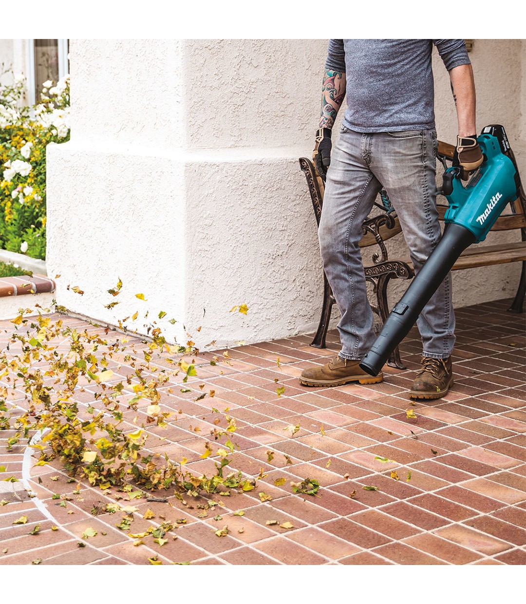 Makita Φυσητήρας Χειρός Μπαταρίας 18V Solo με Ρύθμιση Έντασης & Μέγιστη Ταχύτητα Αέρα 187.6km/h