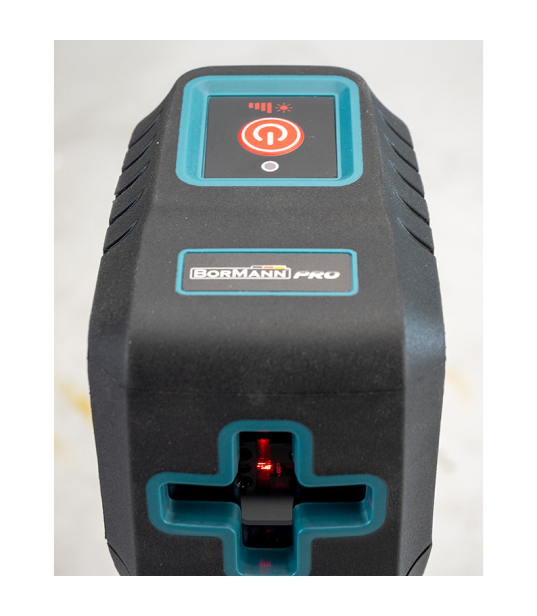 Bormann Pro BDM6700 Γραμμικό Αλφάδι Laser Κόκκινης Δέσμης 1.5V με Εύρος Εργασίας 15m