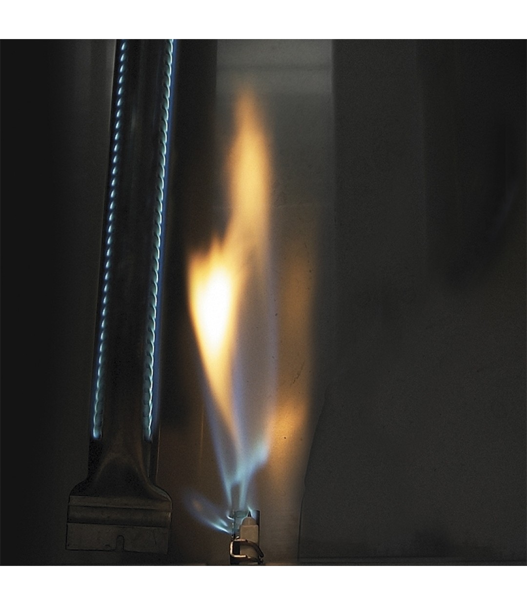  Napoleon Rogue PRO 425 SIB Ψησταριά Υγραερίου Μαντεμένιας Σχάρας 60x46εκ. με 4 Εστίες 16.41kW και Μάτι Υπερύθρων 