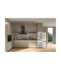 Whirlpool Ψυγειοκαταψύκτης 250lt Total NoFrost Υ177xΠ54xΒ54.5εκ. Λευκός WHC18 T333