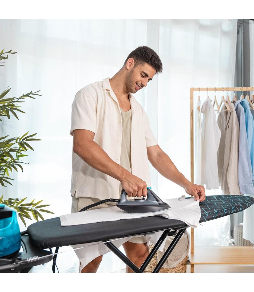 Cecotec IronHero Σύστημα Σιδερώματος Πίεσης 7bar με Δοχείο 08365 Cecotec IronHero Σύστημα Σιδερώματος Πίεσης 7bar με Δοχείο 08365