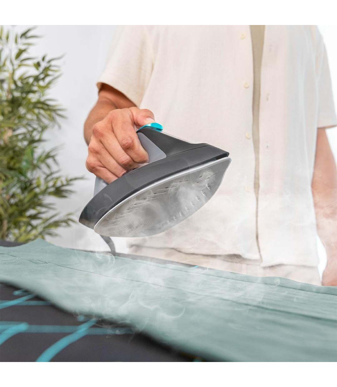 Cecotec IronHero Σύστημα Σιδερώματος Πίεσης 7bar με Δοχείο 08365 Cecotec IronHero Σύστημα Σιδερώματος Πίεσης 7bar με Δοχείο 08365