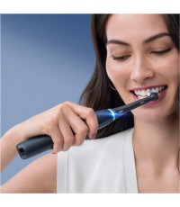 Oral-B iO Series 8 Ηλεκτρική Οδοντόβουρτσα με Χρονομετρητή, Αισθητήρα Πίεσης και Θήκη Ταξιδίου Μαύρη